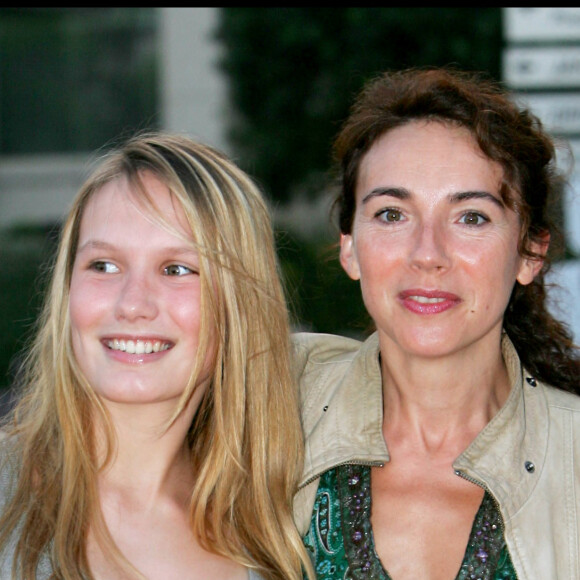 Isabel Otero et sa fille Ana Girardot - Soirée à La Rose des vents dans le cadre du Festival de la télévision dde Monaco.