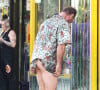 Christopher Meloni porte une chemise sans caleçon sur le tournage de l'émission de télévision "Happy!" dans les rues New York, le 27 septembre 2018.