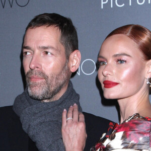 Michael Polish et sa femme Kate Bosworth posent lors du photocall de la première du film Nona à New York le 7 décembre 2018.