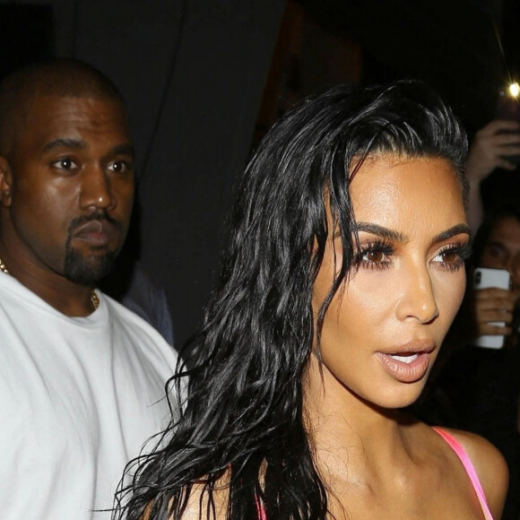 Kim Kardashian et son mari Kanye West au restaurant "Craig's" puis au club "Delilah" pour célébrer les 21 ans de Kylie Jenner à Los Angeles, , le 9 août 2018.