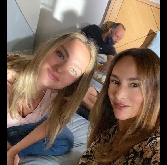 Vanessa Demouy et Aurélie Pons sur Instagram. Le 7 août 2021.