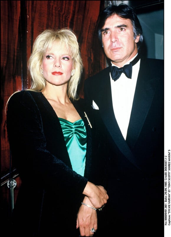 Sylvie Vartan et Tony Scotti - Soirée au Maxim's.