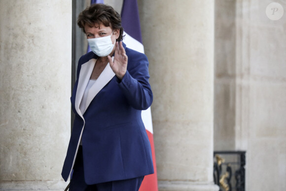 Roselyne Bachelot, ministre de la Culture à son arrivée au conseil des ministres du 19 juillet 2021, au palais de l'Elysée, à Paris. © Stéphane Lemouton / Bestimage
