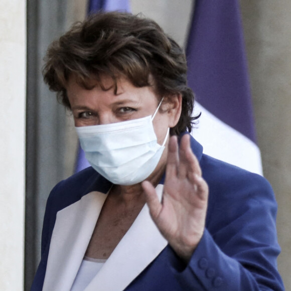 Roselyne Bachelot, ministre de la Culture à son arrivée au conseil des ministres du 19 juillet 2021, au palais de l'Elysée, à Paris. © Stéphane Lemouton / Bestimage