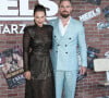 Stephen Amell et son épouse Cassandra Jean Amell à l'avant-première de la nouvelle série "Heels" à Los Angeles, le 10 août 2021.