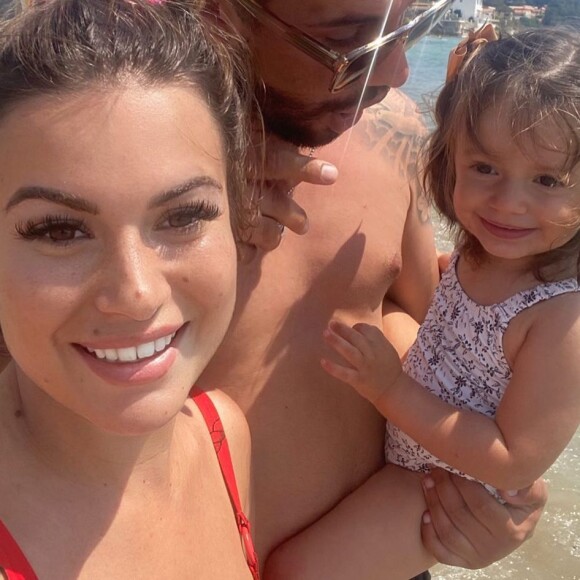 Carla Moreau, ex-star des "Marseillais" et maman de l'adorable Ruby.