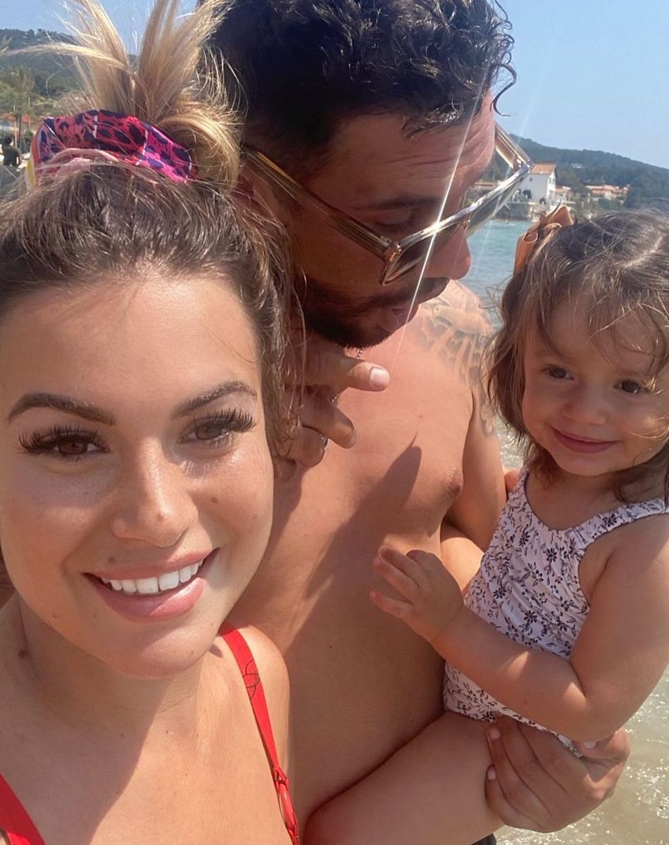 Carla Moreau, ex-star des "Marseillais" et maman de l'adorable Ruby.