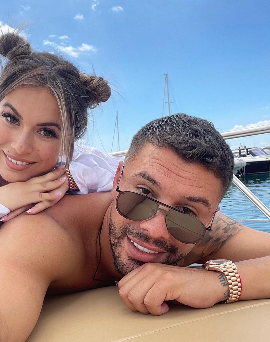 Carla Moreau, ex-star des "Marseillais" et maman de l'adorable Ruby.