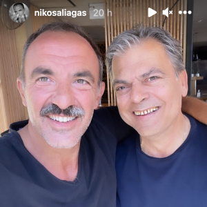 Nikos Aliagas dévoile son nouveau look en vacances - Instagram