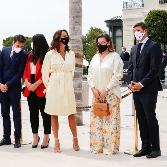 La princesse Stéphanie de Monaco, Andrea et sa femme Tatiana Casiraghi, Pierre Casiraghi, Louis et sa femme Marie Ducruet, Pauline Ducruet, Camille Gottlieb et Gareth Wittstock - Le mardi 2 juin 2020 à Monaco, lors de l'inauguration par le couple princier de la nouvelle architecture de la Place du Casino. © Claudia Albuquerque / Bestimage