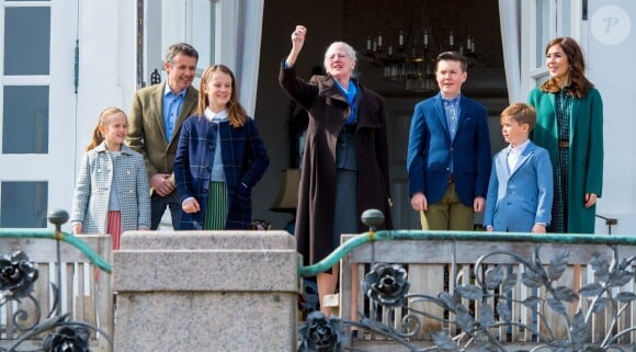 La reine Margrethe II de Danemark célébrait le 16 avril 2019 son 79e anniversaire au palais Marselisborg à Aarhus en compagnie du prince Frederik, de la princesse Mary et de leurs enfants le prince Christian, la princesse Isabella, le prince Vincent et la princesse Josephine, et en présence de plusieurs centaines de leurs compatriotes.