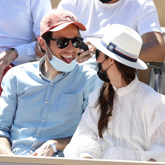 Vianney et sa compagne Catherine Robert - Tribunes lors de la finale des internationaux de France Roland-Garros à Paris. Le 13 juin 2021. © Dominique Jacovides / Bestimage