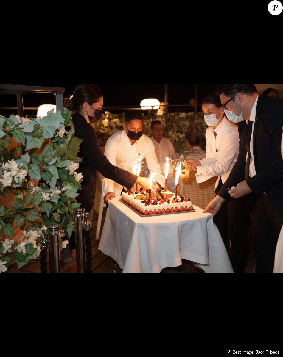Illustration lors de la fête d'anniversaire de Massimo Gargia (81 ans) organisé par l'hôtel de Paris à Saint-Tropez, Côte d'Azur, France, le 20 août 2021. © Jack Tribeca/Bestimage