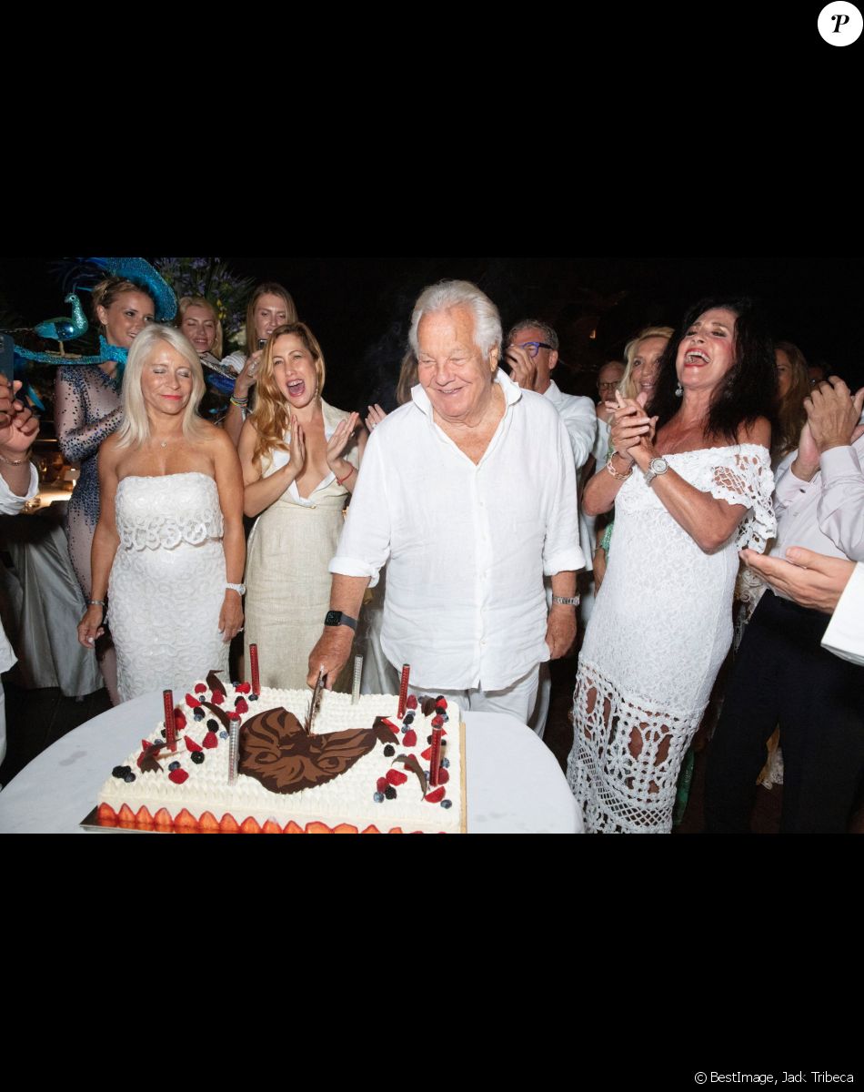 Massimo Gargia lors de la fête d'anniversaire de Massimo Gargia (81 ans) organisé par l'hôtel de Paris à Saint-Tropez, Côte d'Azur, France, le 20 août 2021. © Jack Tribeca/Bestimage