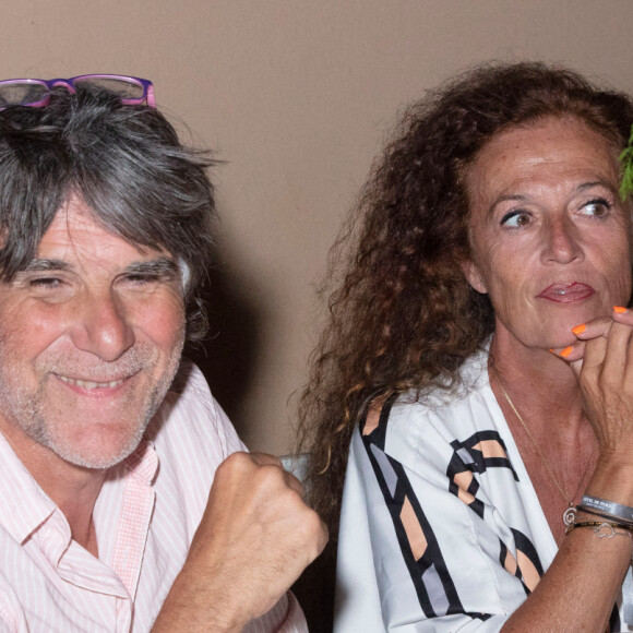 Tex et sa femme Béatrice lors de la fête d'anniversaire de Massimo Gargia (81 ans) organisé par l'hôtel de Paris à Saint-Tropez, Côte d'Azur, France, le 20 août 2021. © Jack Tribeca/Bestimage 