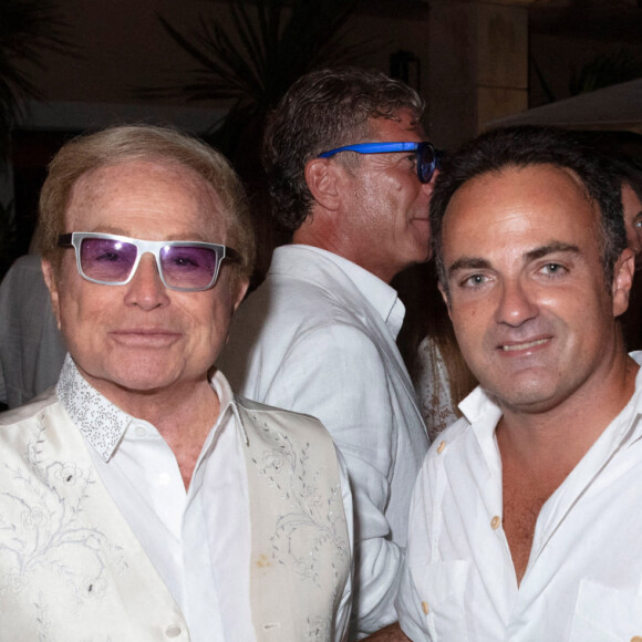 Orlando et Laurent Amar lors de la fête d'anniversaire de Massimo Gargia (81 ans) organisé par l'hôtel de Paris à Saint-Tropez, Côte d'Azur, France, le 20 août 2021. © Jack Tribeca/Bestimage 