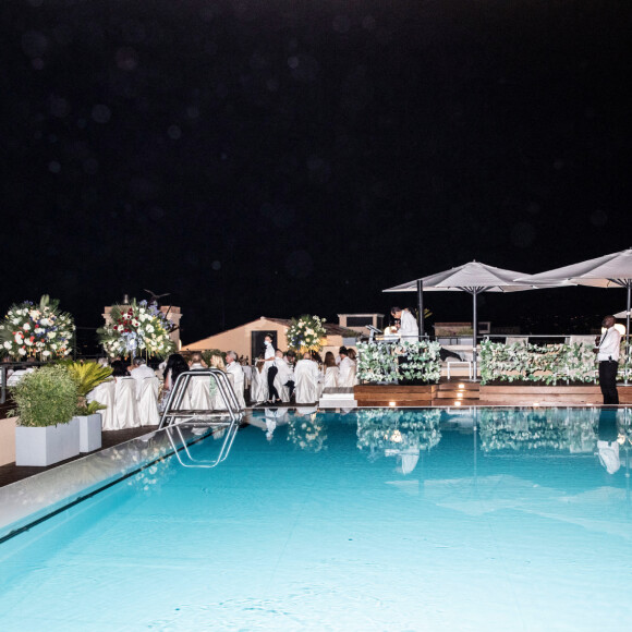 Illustration lors de la fête d'anniversaire de Massimo Gargia (81 ans) organisé par l'hôtel de Paris à Saint-Tropez, Côte d'Azur, France, le 20 août 2021. © Jack Tribeca/Bestimage 
