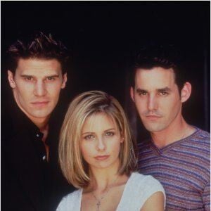 Sarah Michelle Gellar, David Boreanaz et Nicholas Brendon - Le casting de "Buffy contre les vampires" en 1998.
