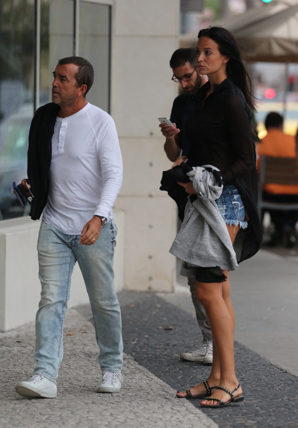 Photo : Arnaud Lagardère et sa femme Jade Foret (Lagardère) poursuivent