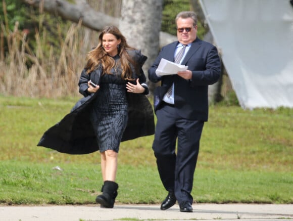 Exclusif - Sofia Vergara et Eric Stonestreet sur le tournage de l'un des derniers épisodes de la saison 10 de la série "Modern Family" à Los Angeles, Californie, Etats-Unis, le 6 mars 2019. © CPA/Bestimage 