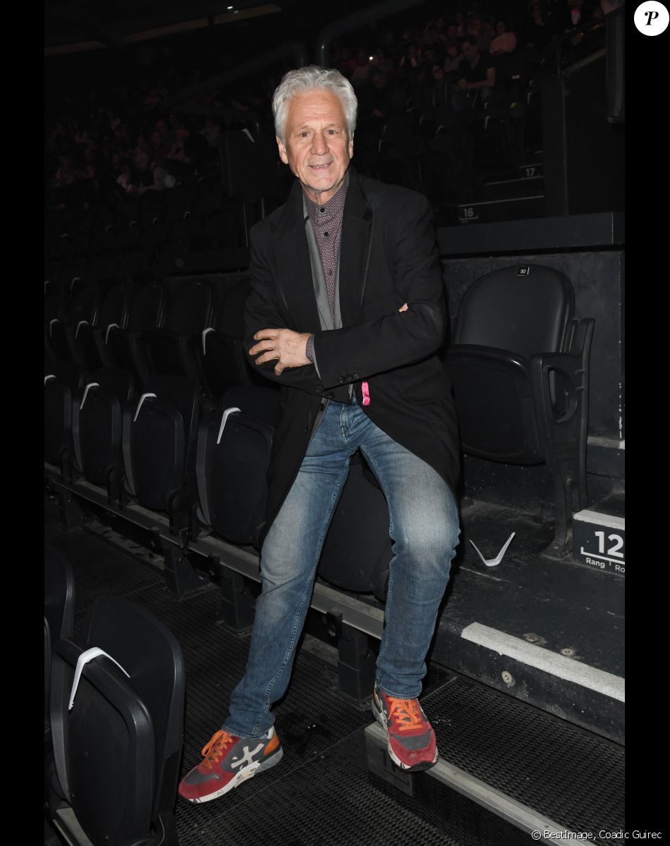 Gérard Lenorman - People en backstage lors du deuxième jour du concert de Patrick Bruel lors de sa tournée "Ce soir on sort..." à Paris La Défense Arena le 7 décembre 2019. © Coadic Guirec/Bestimage