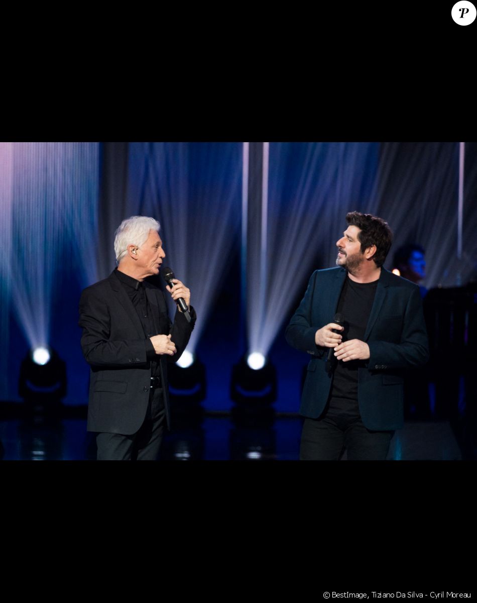 Gérard Lenorman et Patrick Fiori - Enregistrement de l'émission "Fête de la chanson française" à l'Olympia à Paris, qui sera diffusée le 9 janvier sur France 2. © Tiziano Da Silva - Cyril Moreau / Bestimage