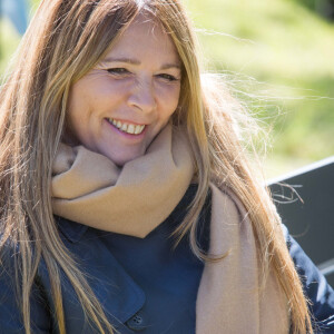 Exclusif - Hélène Rolles - Reprise du tournage de la série "Les Mystères de l'amour" à Cergy-Pontoise (Val d'Oise)