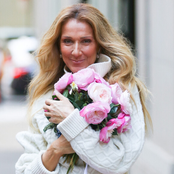 Celine Dion à la sortie de son hôtel à New York.