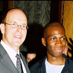 Le prince Albert de Monaco et Nicole Coste aux Word Music Awards à Monaco en 2001.