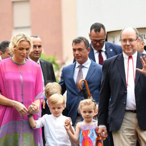 La Princesse Charlene de Monaco, le prince héréditaire Jacques, la princesse Gabriella et le prince Albert II de Monaco durant le traditionnel Pique-nique des monégasques au parc princesse Antoinette à Monaco le 6 septembre 2019. © Bruno Bebert / PRM / Bestimage