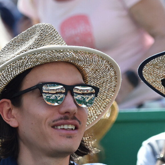 Jazmin Grace Grimaldi ( la fille du prince Albert II de Monaco) et son compagnon Ian Mellencamp assistent au Rolex Monte Carlo Masters 2018 de tennis, au Monte Carlo Country Club à Roquebrune Cap Martin le 18 avril 2018. © Bruno Bebert / Bestimage