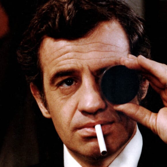 Jean-Paul Belmondo sur le tournage du film "Peur sur la ville". 1974.