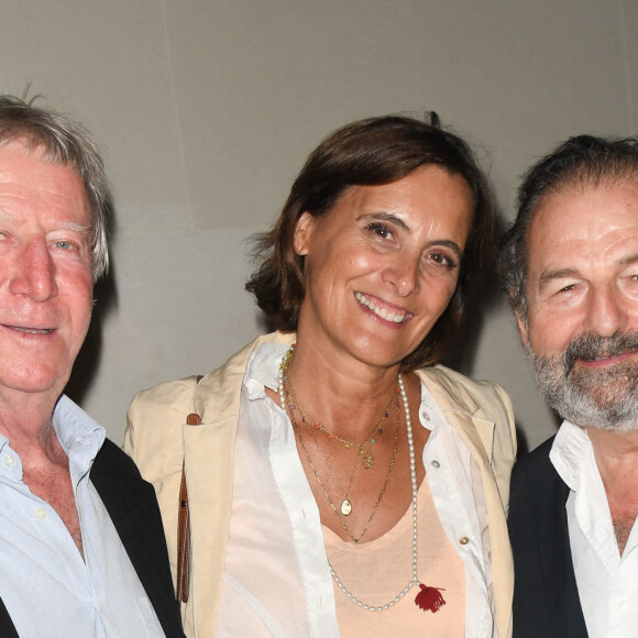 Exclusif - Régis Wargnier, Inès de la Fressange et son compagnon Denis Olivennes - Dédicace du roman de Sacha Sperling "Le fils du pêcheur" à l'Hôtel Costes à Paris. Le 6 septembre 2021. © Coadic Guirec/Bestimage