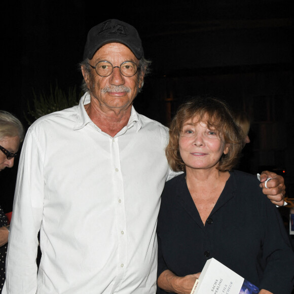 Exclusif - Patrick Chesnais et Diane Kurys - Dédicace du roman de Sacha Sperling "Le fils du pêcheur" à l'Hôtel Costes à Paris. Le 6 septembre 2021. © Coadic Guirec/Bestimage