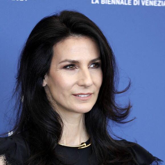Marie Drucker au photocall du film "Un Autre Monde" lors du festival international du film de Venise (La Mostra), à Venise, Italie, le 10 septembre 2021.