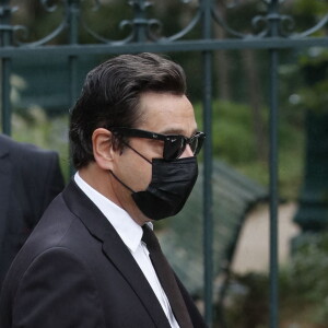 Laurent Gerra - Obsèques de Jean-Paul Belmondo en l'église Saint-Germain-des-Prés, à Paris le 10 septembre 2021. © Cyril Moreau / Bestimage