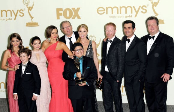 Ariel Winter et l'équipe de Modern Family à la 63e édition des Emmy Awards à Los Angeles en 2011