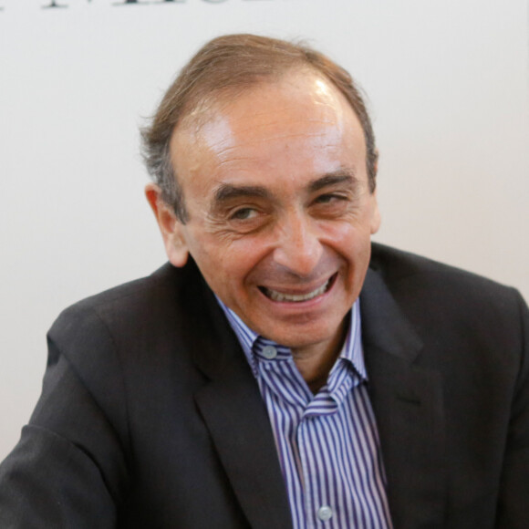 Eric Zemmour - Salon du livre à la porte de Versailles à Paris le 22 mars 2015.