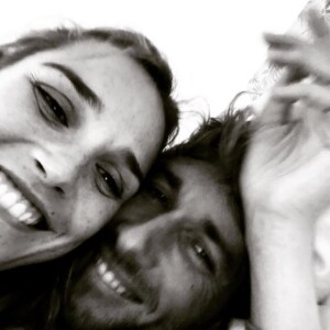 Camille Lou et son compagnon Romain Laulhe sur Instagram. Le 14 septembre 2021.