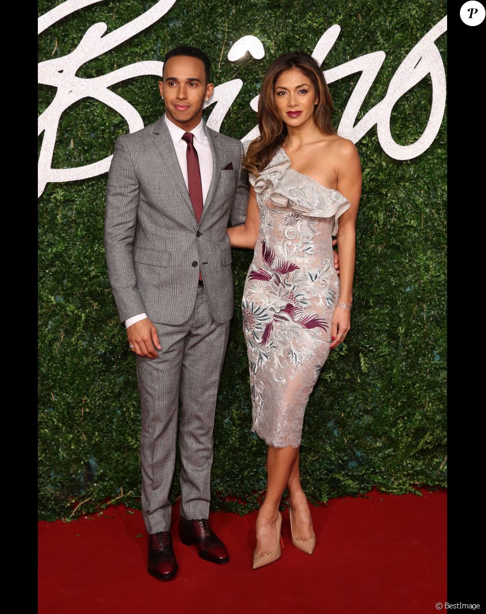 Lewis Hamilton et sa fiancée Nicole Scherzinger - Soirée des "British Fashion Awards" à Londres. Le 1er décembre 2014 