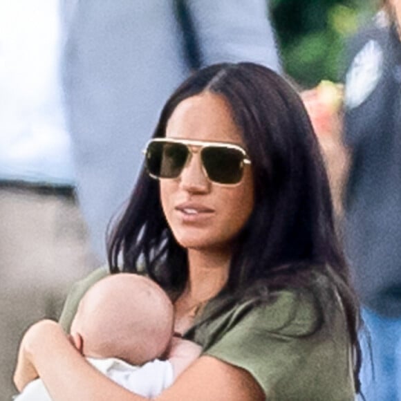 Meghan Markle, son fils Archie Harrison Mountbatten-Windsor et Catherine (Kate) Middleton lors d'un match de polo de bienfaisance King Power Royal Charity Polo Day à Wokinghan, comté de Berkshire, Royaume Uni, le 10 juillet 2019.