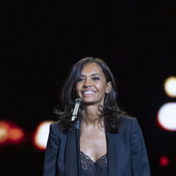 Karine Le Marchand - La Nuit de la Déprime revient aux Folies Bergère, le 3 février 2020. A quelques jours de la Saint-Valentin, on retrouve sur scène les chanteurs les plus déprimants et les humoristes les plus badants, pour pleurer (de rire). © Pierre Perusseau / Bestimage