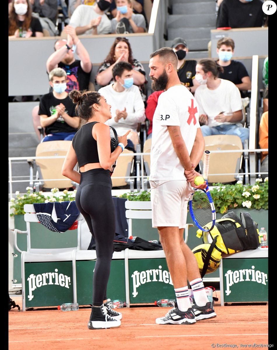 Exclusif - Benoît Paire et sa compagne Julie Bertin - Benoît Paire, Gaël Monfils, Domingo (Pierre Alexis Bizot) et Zerator (Adrien Nougaret) deux streamers se rencontrent lors d'un match de tennis à Roland Garros, Paris le 18 septembre 2021. © Veeren/Bestimage