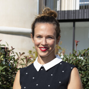 La chanteuse Lorie (Laure Pester) - La Première Dame et Laure Pester lors de l'inauguration de la Maison des parents de l'hôpital d'Enfants Margency à Margency. © Moreau-Perusseau / Bestimage 