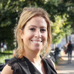 Léa Salamé à la sortie des studios de Radio France à Paris, France, le 10 septembre 2021. © Panoramic/Bestimage