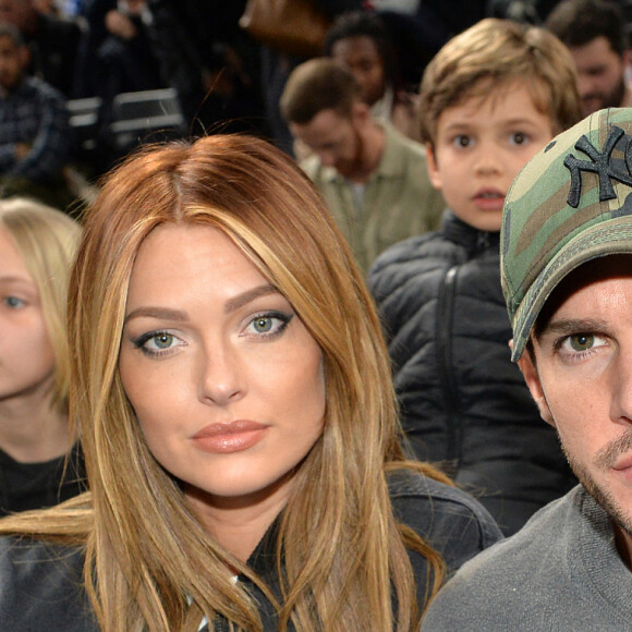 Caroline Receveur et Hugo Philip au match de NBA Game Paris 2020 entre les Bucks de Milwaukee et les Charlotte Hornet à l'AccorHotels Arena à Paris le 24 janvier 2020. © Veeren / Bestimage