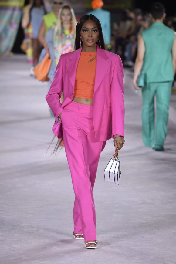 Naomi Campbell - Défilé Versace collection Printemps-Eté 2022 lors de la fashion week de Milan. 