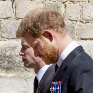 Le prince Harry, duc de Sussex, le prince William, duc de Cambridge - Arrivées aux funérailles du prince Philip, duc d'Edimbourg à la chapelle Saint-Georges du château de Windsor, le 17 avril 2021. 