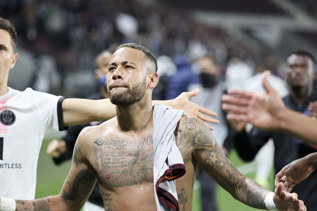 Neymar da Silva looks on before the Ligue 1 match between AS