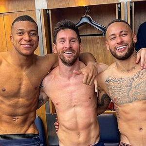 Kylian Mbappé, Lionel Messi et Neymar.